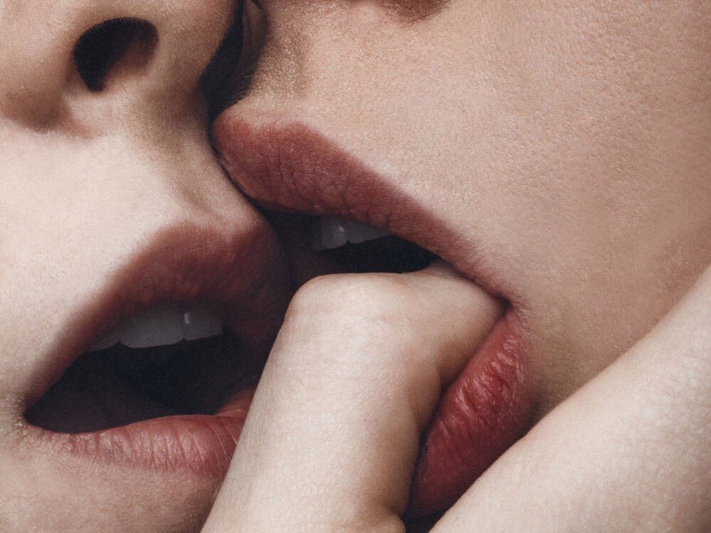 Tumblr kisses - 🧡 kissing08 - Fubiz Media.